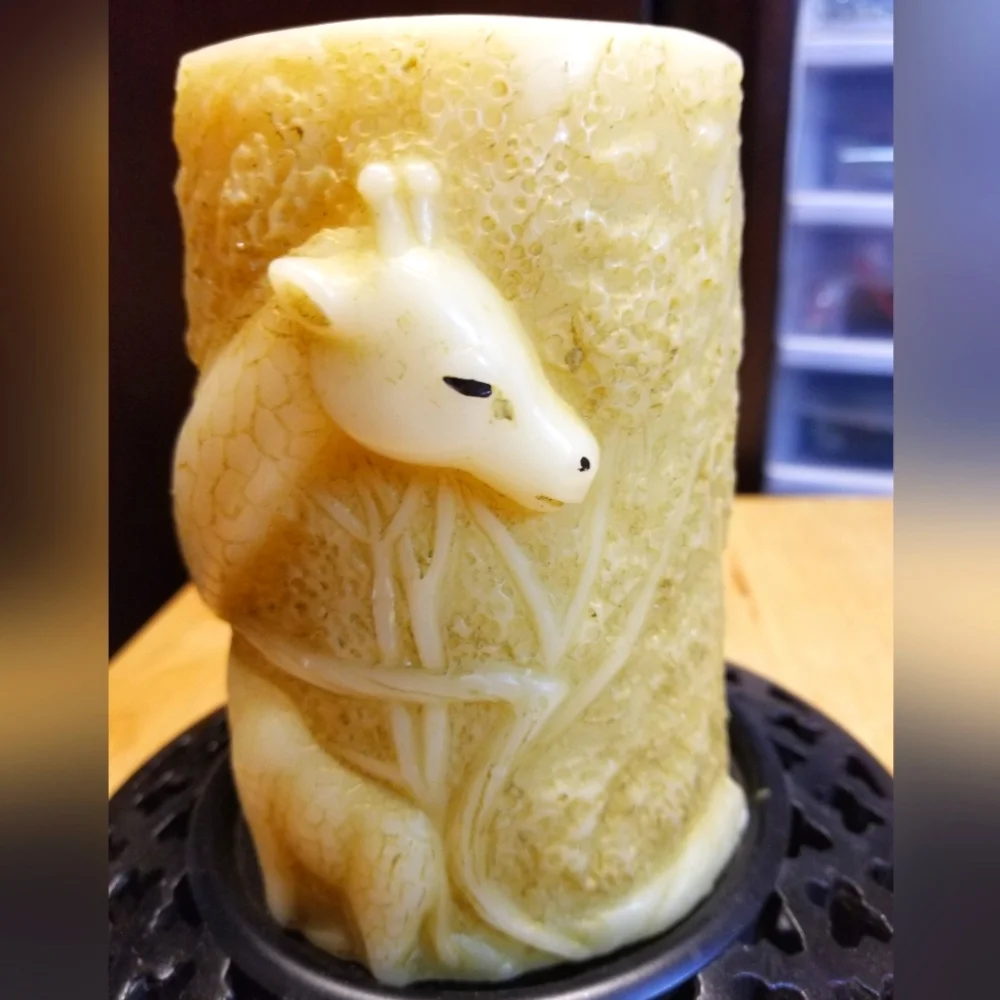 New Giraffe Shaped Candle
